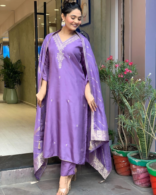 Lavender Silk Kurta Set with Banarasi Dupatta