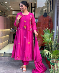 Fuchsia Pink Embroidered Kurta Set