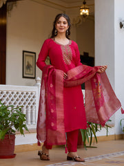 Dusty Rose Kurta Set with Floral Print Dupatta