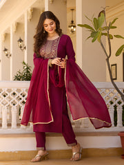 Dusty Rose Kurta Set with Floral Print Dupatta