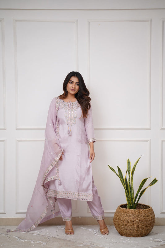 Lilac Kurta Set with Subtle Mirror Work Dupatta