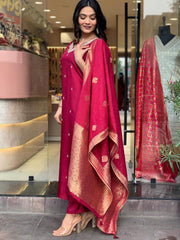 Rani pink silk kurta set with banarasi dupatta
