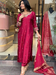 Rani pink silk kurta set with banarasi dupatta