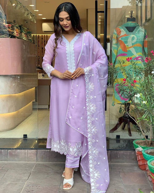 Lavender Chanderi Kurta Set with Embroidered Dupatta
