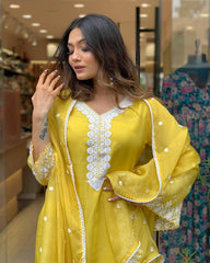 Lavender Chanderi Kurta Set with Embroidered Dupatta