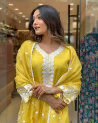 Lavender Chanderi Kurta Set with Embroidered Dupatta