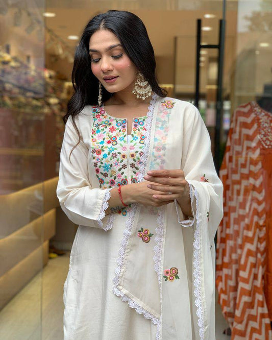 Off-White Embroidered Kurta Set with Minimal Dupatta