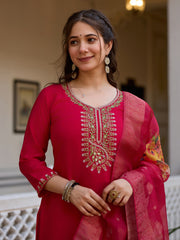 Dusty Rose Kurta Set with Floral Print Dupatta
