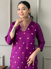 Off-White Kurta Set with Floral Print Dupatta