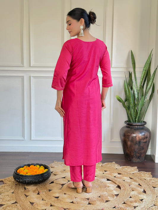 Title – Dark Pink Kurta Set with Bandhani Dupatta