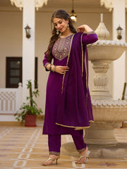 Dusty Rose Kurta Set with Floral Print Dupatta