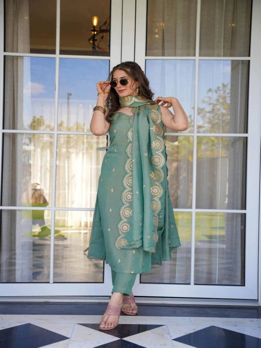 Dusty Rose Kurta Set with Floral Print Dupatta