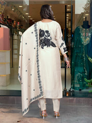 Ivory off white Embroidered Kurta Set with Dupatta