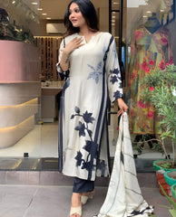 Off-White &amp; Black Printed Kurta Set