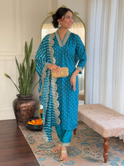 Rani Pink Kurta Set with Bandhani Dupatta