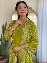 Rani Pink Kurta Set with Bandhani Dupatta