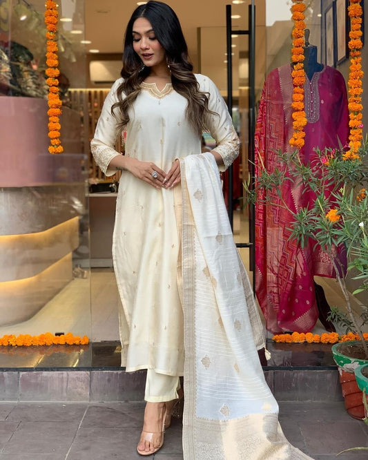 Rani pink silk kurta set with banarasi dupatta